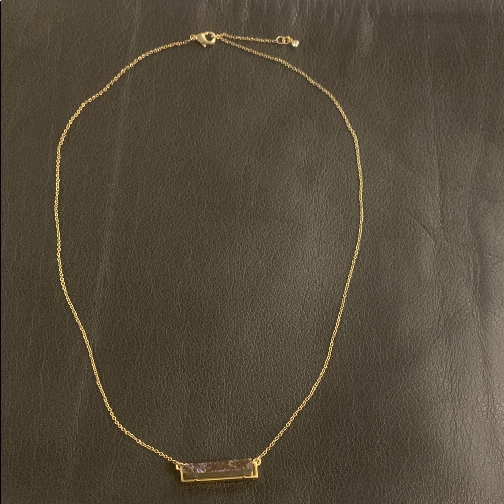 Pendant necklace